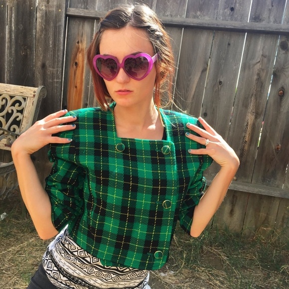 Tokyo Style cropped plaid suit jacket - Picture 3 of 4